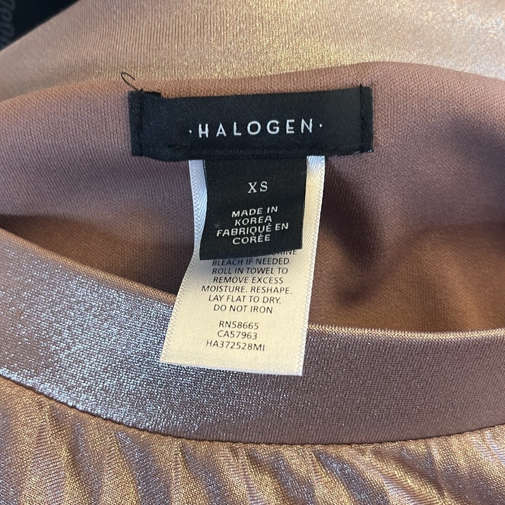 Halogen Metallic Pleated Maxi Skirt - Picture 5 of 5